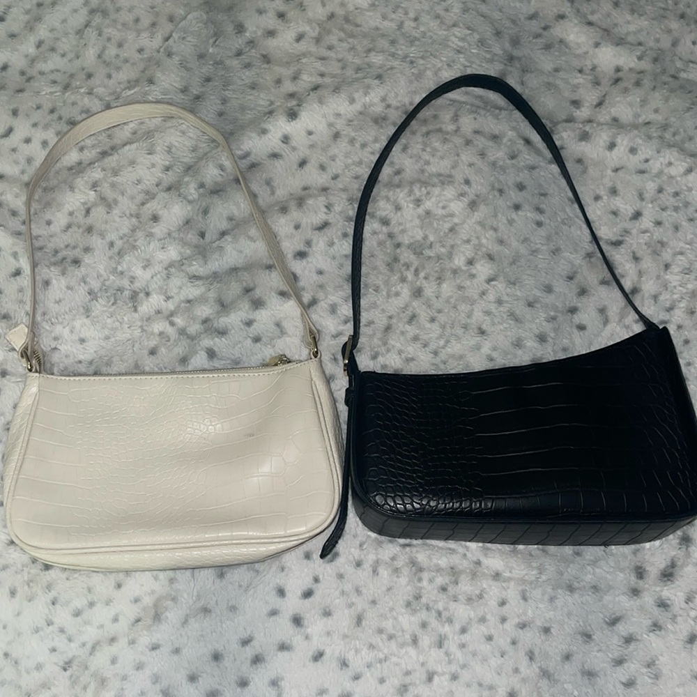 Bundle 2 wild fable purses